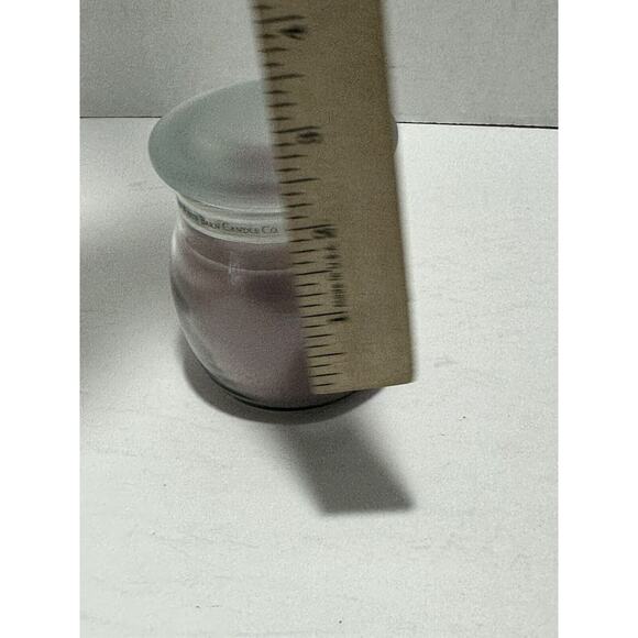 The White Barn Candle Co. Real Essence 7.5 Oz Candle Jar Lilac Blossom Discontin - Picture 5 of 7